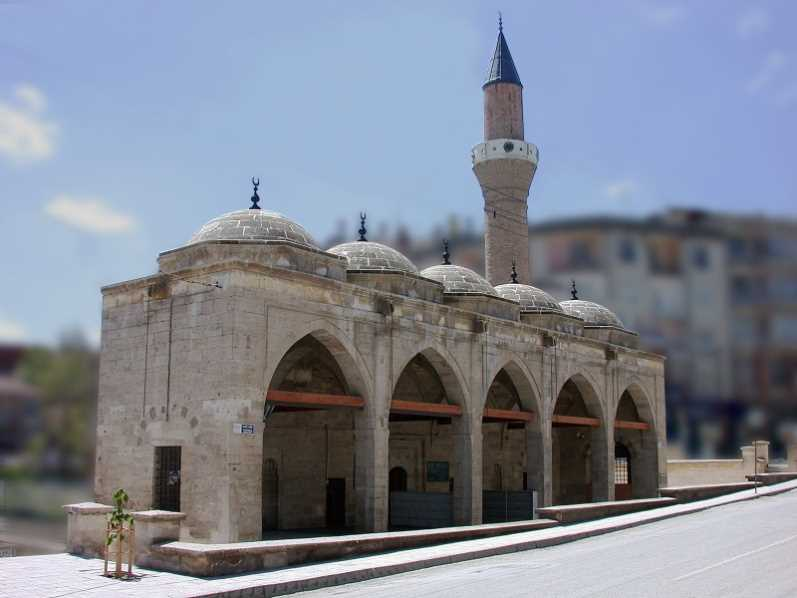 Yunus Emre Camii